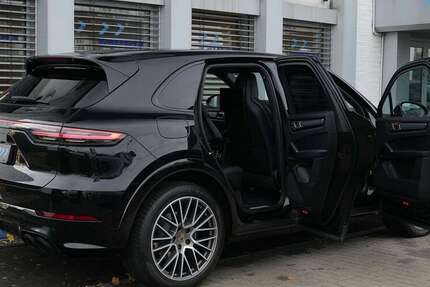 Porsche Cayenne 28.500 km 89.900 € Hürth (bei Köln) 50354