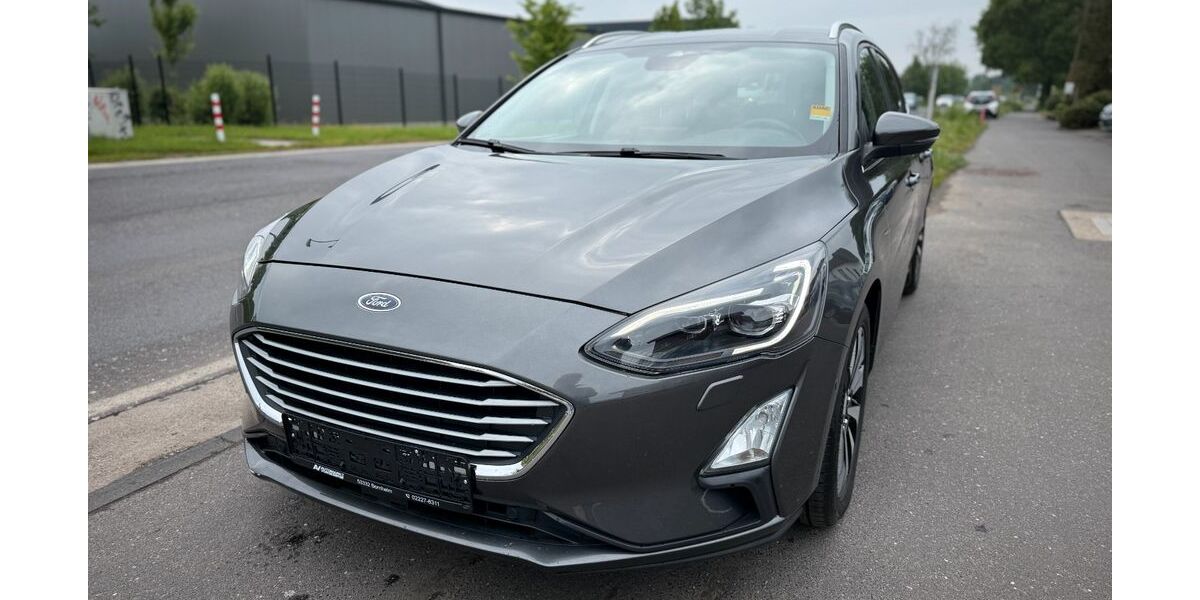 Ford Focus 58.600 km 13.990 &euro; Bornheim 53332