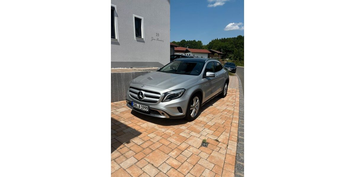 Mercedes-Benz GLA 220 147.000 km 14.500 &euro; Arnschwang 93473