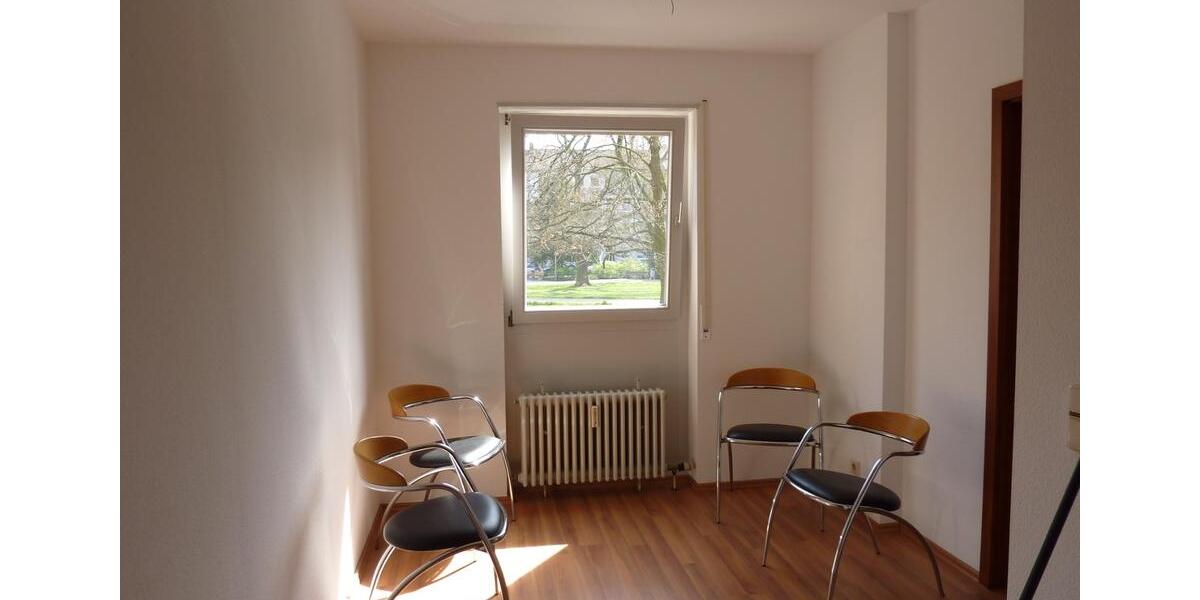 Erdgeschoßwohnung Mannheim Fahrlach - 3 Zimmer, 82 m&sup2;, 270.000&euro; | Angebot:25995994