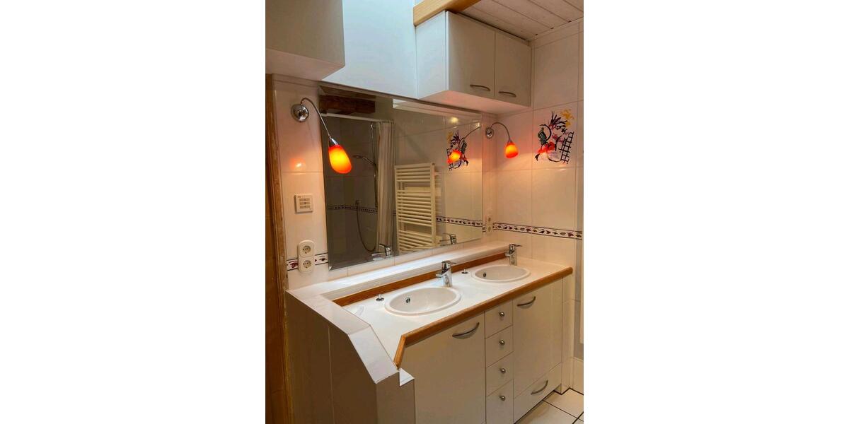 Obergeschoß Wohnung mit Dachgeschoss 110 m² in Nördlingen 3 zimmer