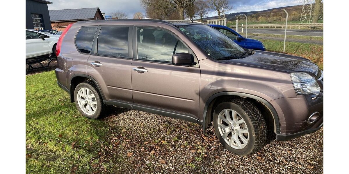 Nissan X-Trail 186.500 km 8.850 &euro; Bad Münder am Deister 31848