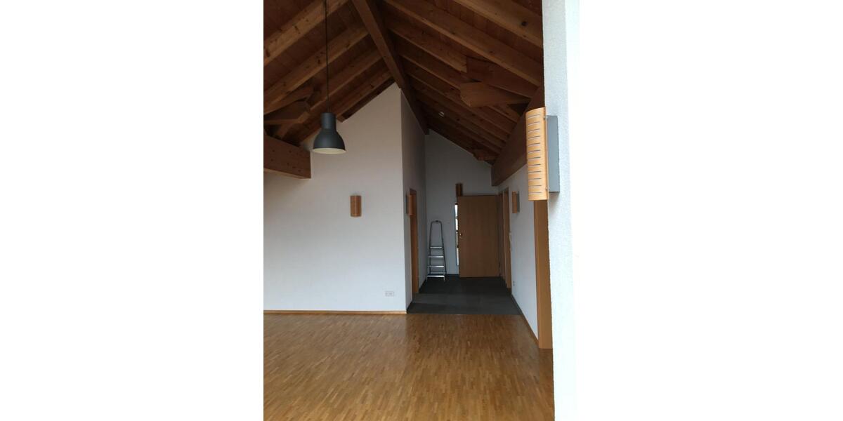 Etagenwohnung Meckenbeuren - 2.5 Zimmer, 74 m&sup2;, 660&euro; | Angebot:26227337