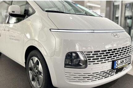 Hyundai STARIA 1.999 km 45.990 &euro; Stuttgart 70469