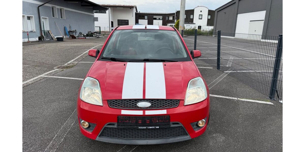 Ford Fiesta 157.000 km 3.990 &euro; Schwandorf 92421