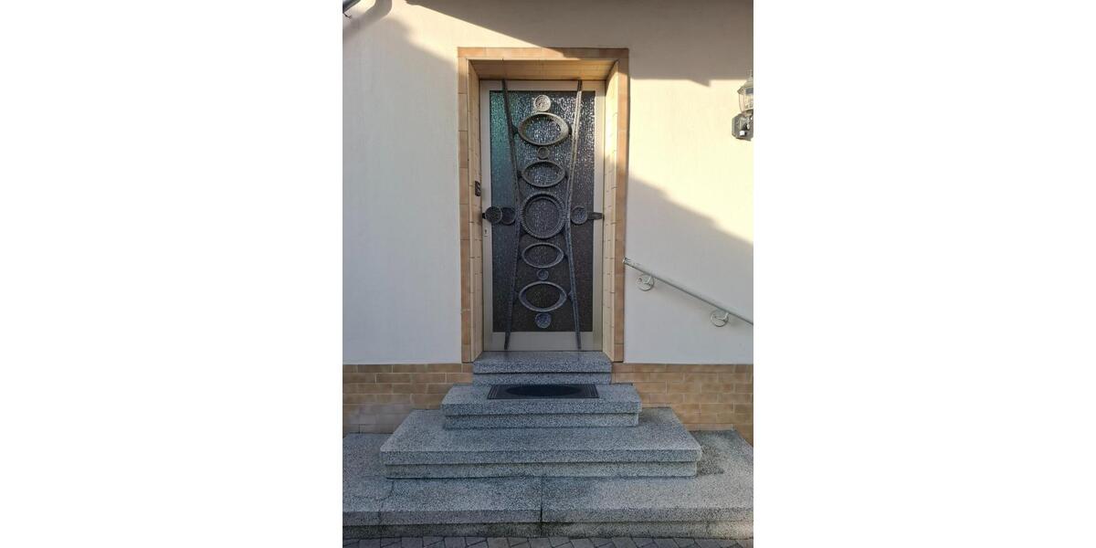 Mehrfamilienhaus, Wohnhaus Urmitz - 8 Zimmer, 145 m&sup2;, 295.000&euro; | Angebot:23558765