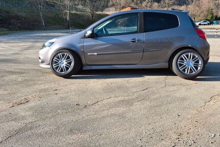 Renault Clio 125.000 km 5.399 &euro; Alpirsbach 72275