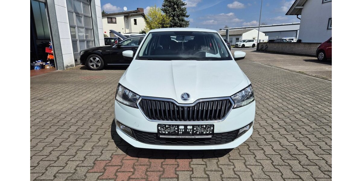 Skoda Fabia Cool Plus 127.420 km 6.890 &euro; Rodgau 63110