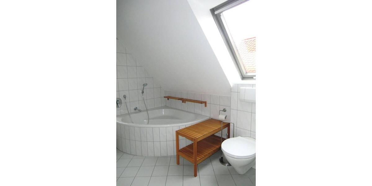 Etagenwohnung Friedberg - 2 Zimmer, 54 m&sup2;, 770&euro; | Angebot:26054946