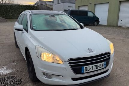 Peugeot 5008 220.000 km 3.400 &euro; Freiburg 79108