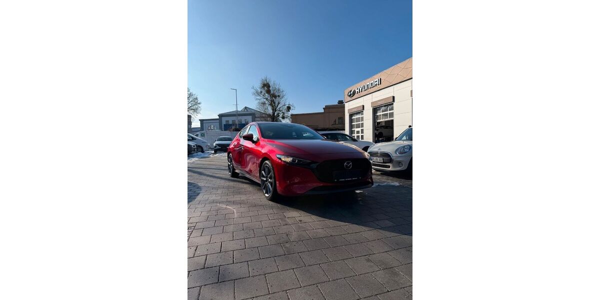 Mazda 3 37.000 km 19.775 &euro; München 80993