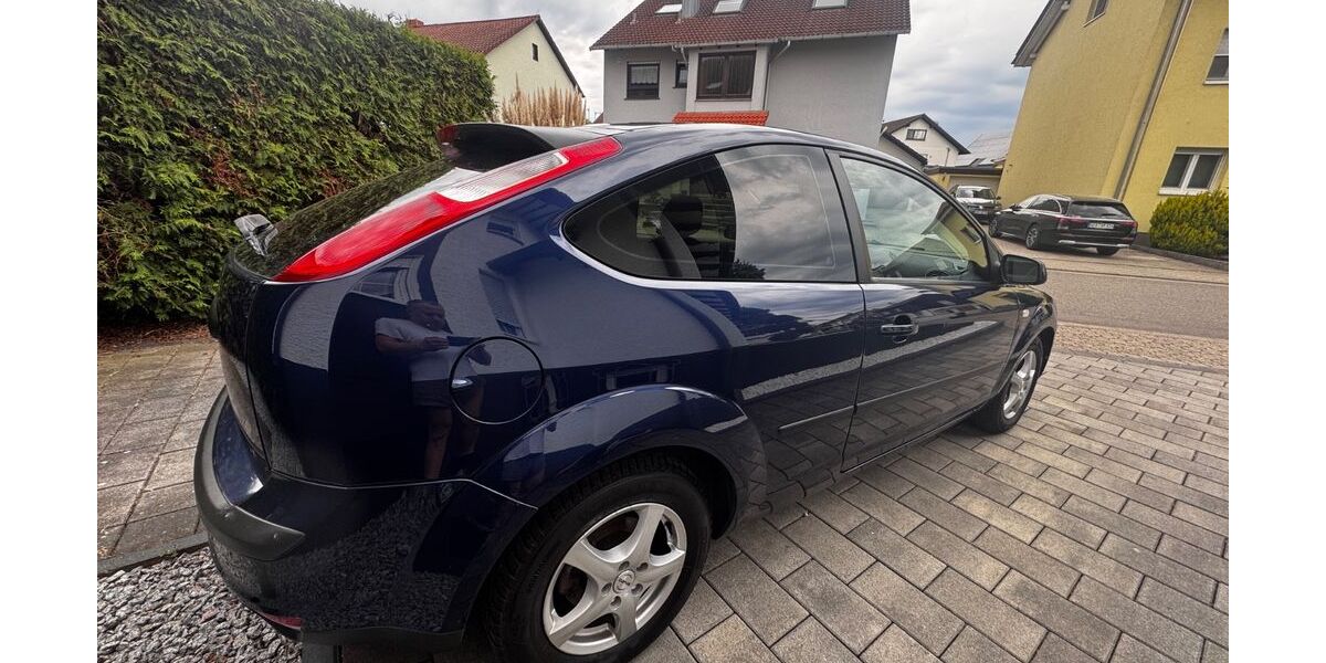 Ford Focus 300.000 km 899 &euro; Berg 76768