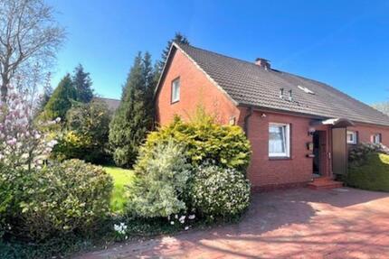 Geräumiges Einfamilienhaus in ruhiger Siedlungslage von Riepe zimmer