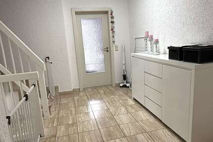 Haus Mömbris - 5 Zimmer, 175 m&sup2;, 399.000&euro; | Angebot:26068832