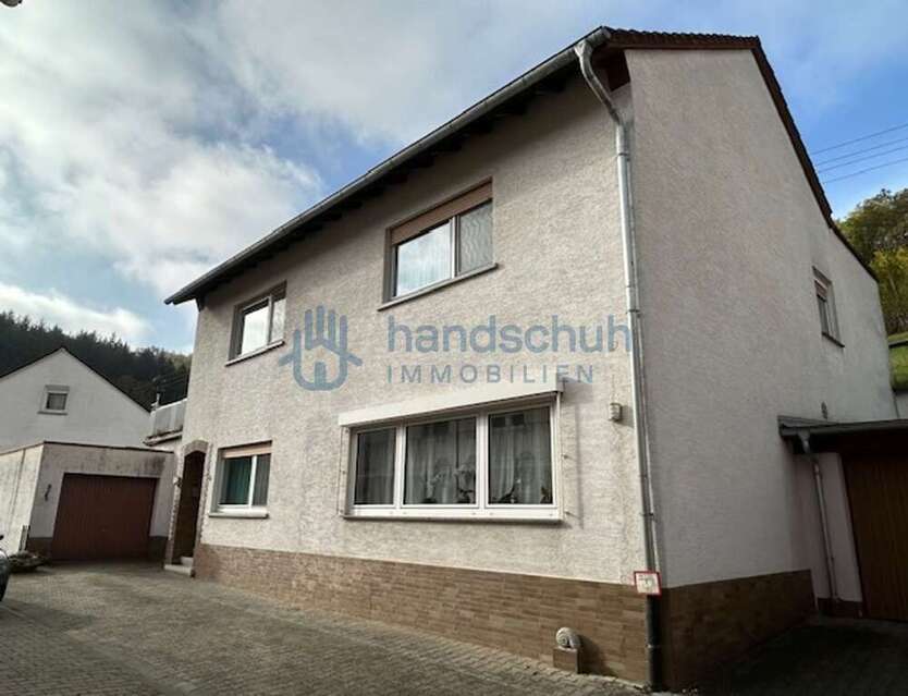 Haus zum Kaufen in Raumbach 190.000 € 234.45 m²