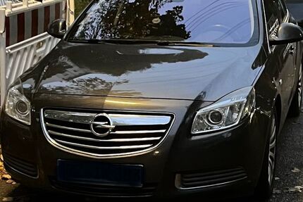 Opel Insignia 206.000 km 3.499 &euro; Talkau 21493