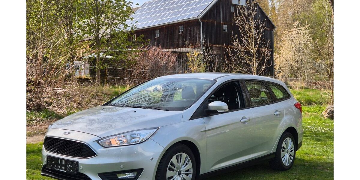 Ford Focus 104.527 km 8.989 &euro; Röslau 95195