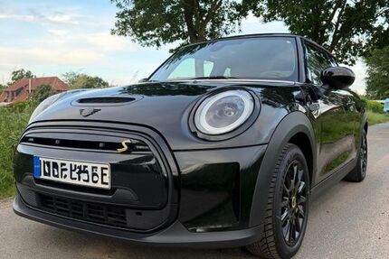 Mini Cooper SE 30.500 km 21.900 &euro; Neustadt 31535
