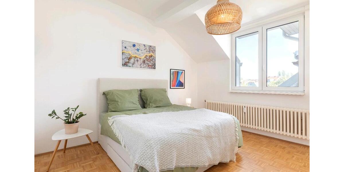 Dachgeschoßwohnung Berlin Mitte - 3 Zimmer, 103 m&sup2;, 629.000&euro; | Angebot:26692412