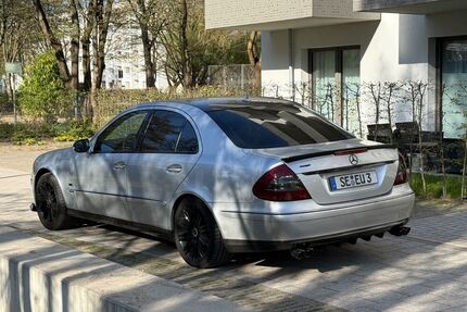 Mercedes E 320