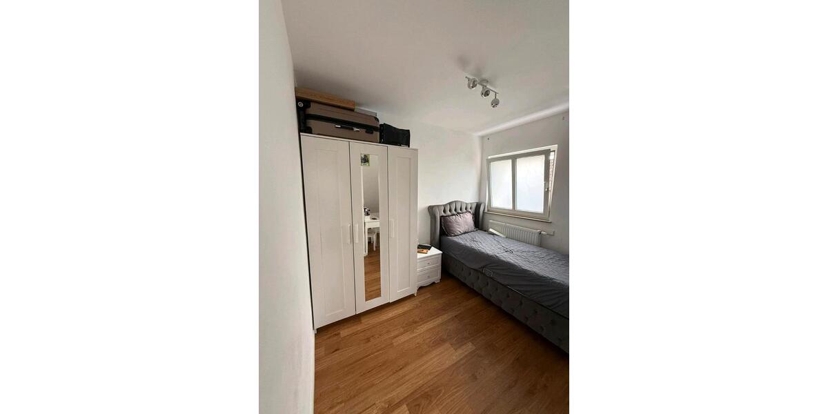 Etagenwohnung Stuttgart Stuttgart-West - 5 Zimmer, 81 m&sup2;, 1.500&euro; | Angebot:26364864
