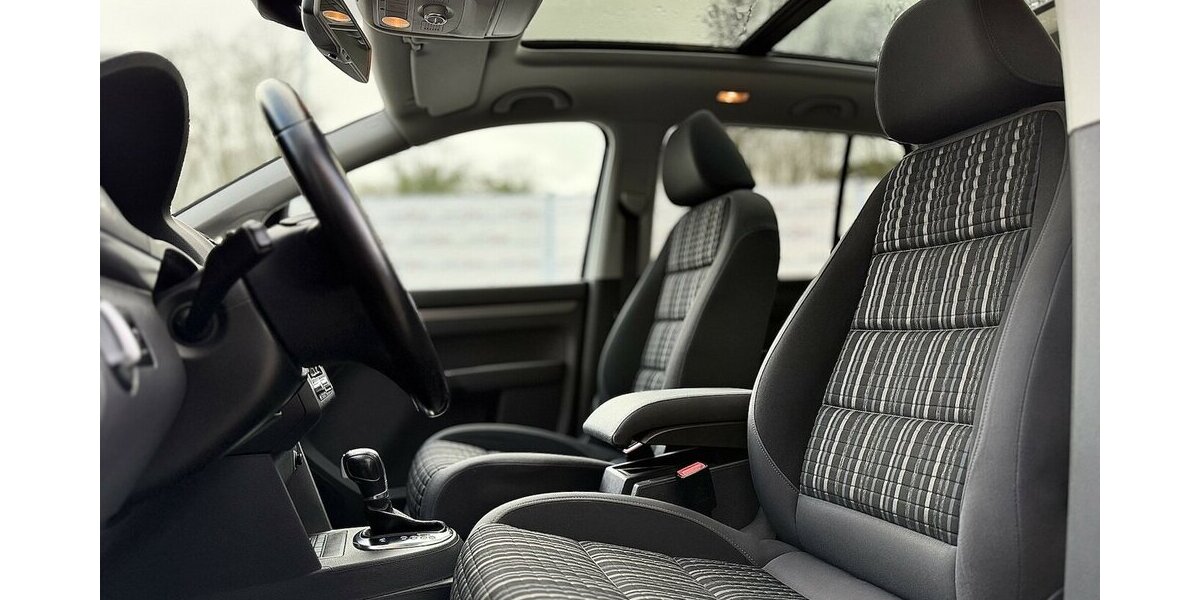 VW Touran Cross / 2,0 TDI / 170 PS / PANO / 7 Sitze 185.000 km 12.790 &euro; Mönchengladbach 41066