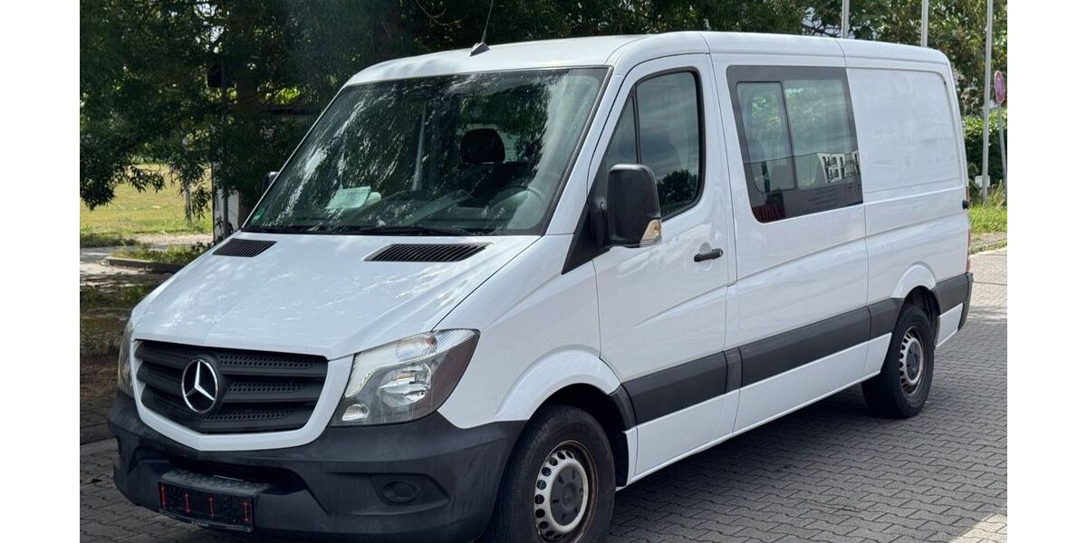 Mercedes-Benz Sprinter 214.808 km 13.850 &euro; Budenheim 55257