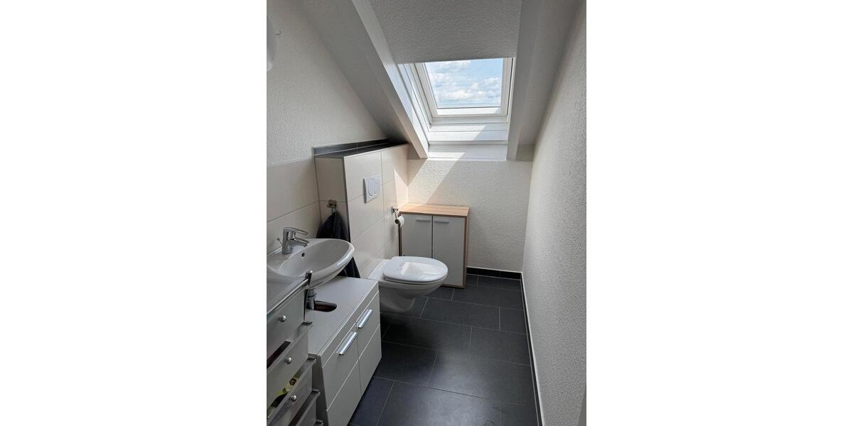 Dachgeschoßwohnung Bayreuth Meyernberg - 2 Zimmer, 106 m&sup2;, 900&euro; | Angebot:26661536