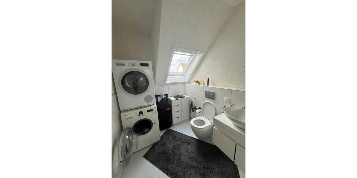 Dachgeschoßwohnung Offenbach am Main - 4 Zimmer, 94 m&sup2;, 410.000&euro; | Angebot:26781202