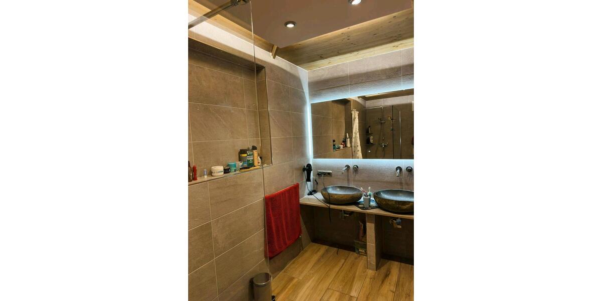 Erdgeschoßwohnung Berchtesgaden - 3 Zimmer, 86 m&sup2;, 1.200&euro; | Angebot:26294870