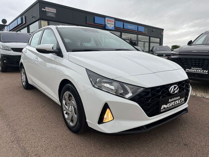 i20