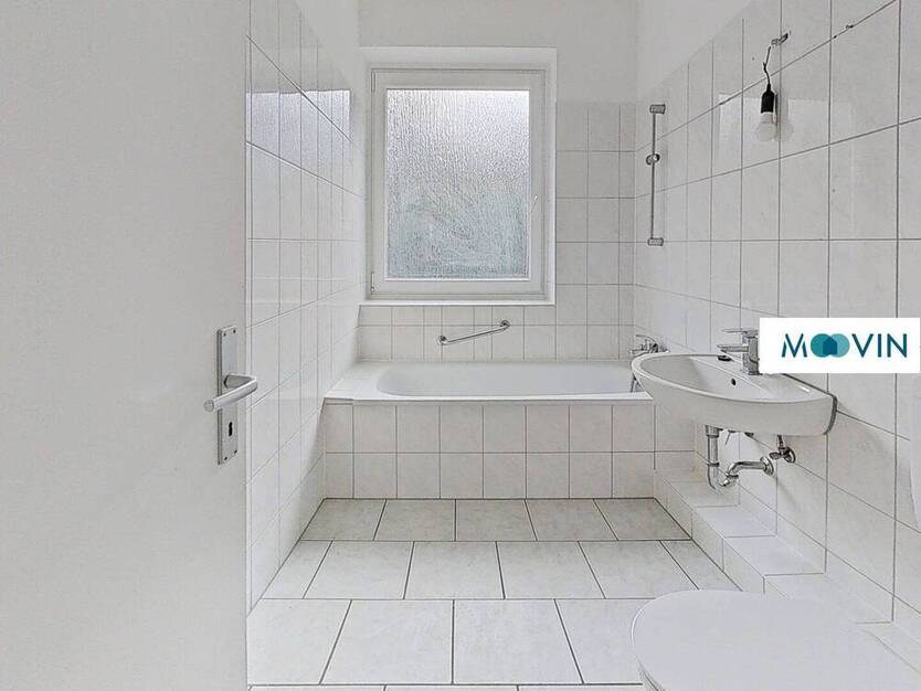 Grün genießen im Leimenweg - 2-Zimmer-Wohnung mit Loggia und Balkon zum Innenhof