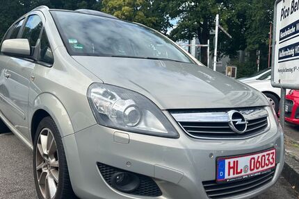 Opel Zafira 118.000 km 7.900 € Lübeck 23560