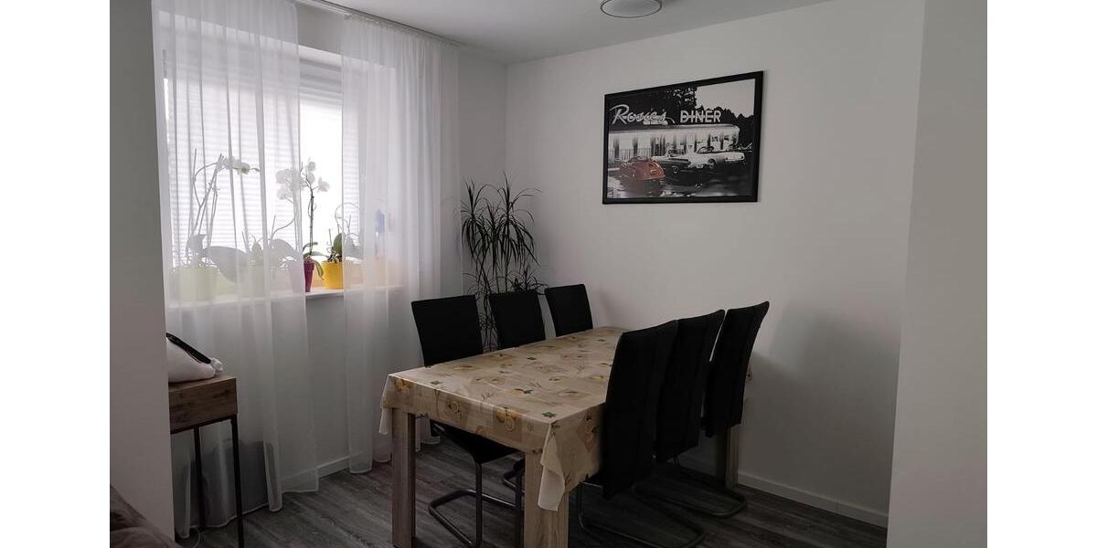 Etagenwohnung Kirchheim - 4 Zimmer, 98 m&sup2;, 900&euro; | Angebot:26679032