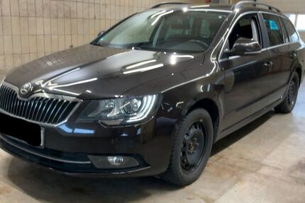 Skoda Superb 130.422 km 4.500 &euro; Dresden 01109