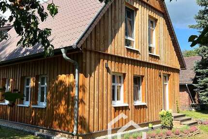 Haus zum Kaufen in Burg (Spreewald) 599.000 € 219 m² 7 zimmer