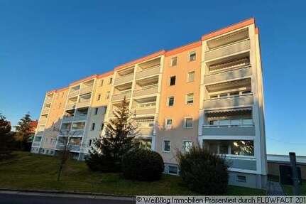 Wohnung zum Kaufen in Großenhain 108.000 € 115.97 m²