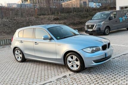 BMW 118 254.000 km 2.300 &euro; Vachendorf 83377