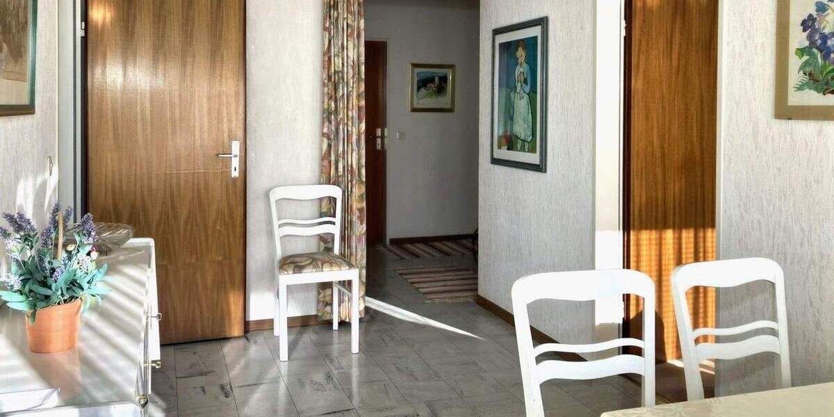 Einfamilienhaus Gudensberg - 6 Zimmer, 140 m&sup2;, 1.200&euro; | Angebot:24684222