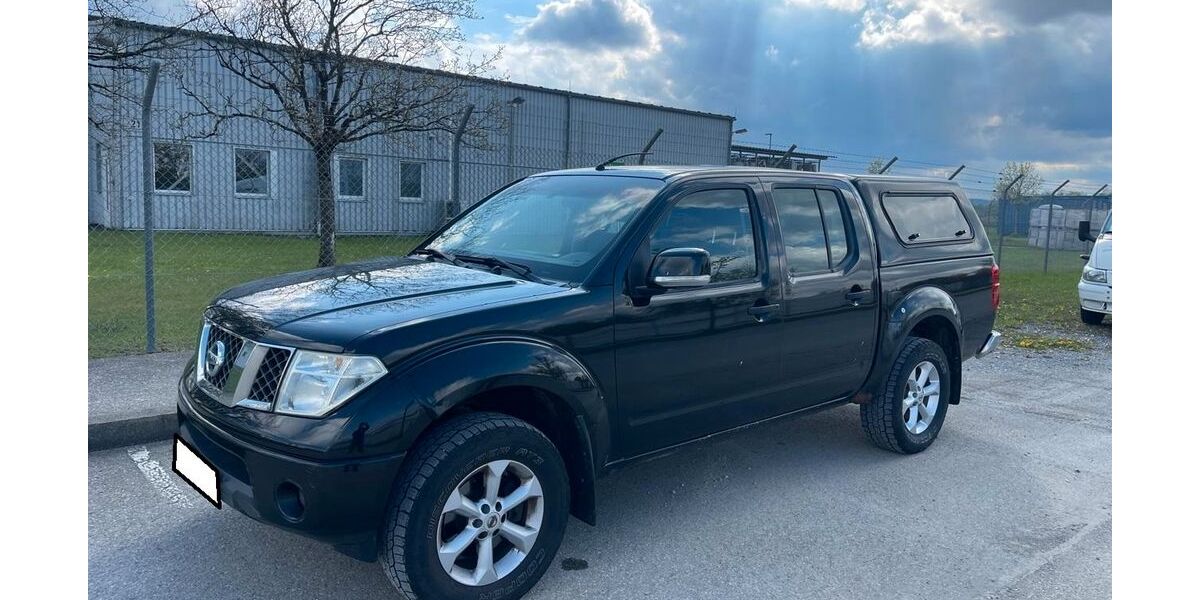 Nissan Navara 184.000 km 6.999 &euro; München 81375