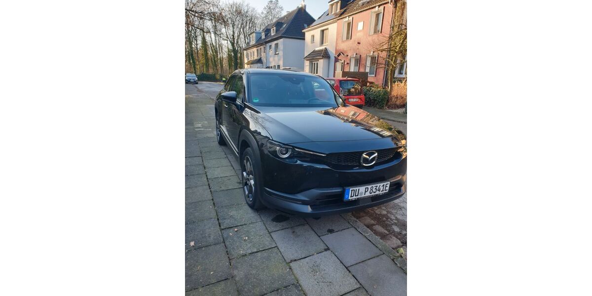 Mazda MX-30 50.881 km 11.990 &euro; Duisburg 47055