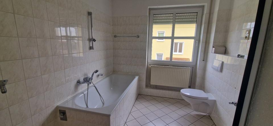 Etagenwohnung Freital - 2 Zimmer, 59 m&sup2;, 585&euro; | Angebot:26351166