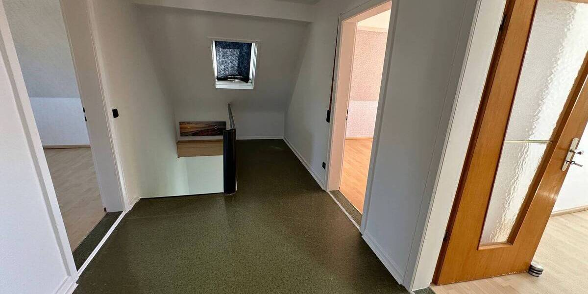 Mehrfamilienhaus, Wohnhaus Homberg (Efze) Roppershain - 6 Zimmer, 160 m&sup2;, 225.000&euro; | Angebot:26499511