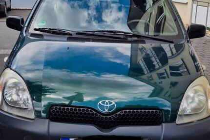 Toyota Yaris 111.896 km 2.050 &euro; Lippstadt 59555