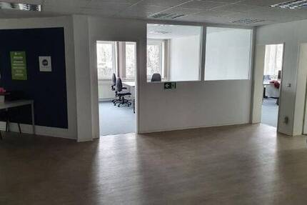 Gewerbeobjekt Ahrensburg - 4 Zimmer, 205 m&sup2;, 1.650&euro; | Angebot:26686611