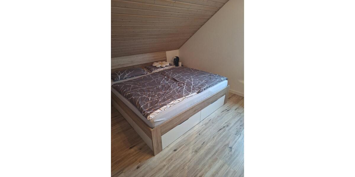 Etagenwohnung Schwandorf - 3 Zimmer, 66 m&sup2;, 670&euro; | Angebot:26396933