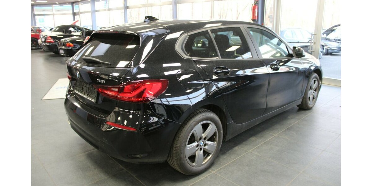 BMW 118 118i Aut. Advantage 48.290 km 20.980 &euro; Euskirchen 53881