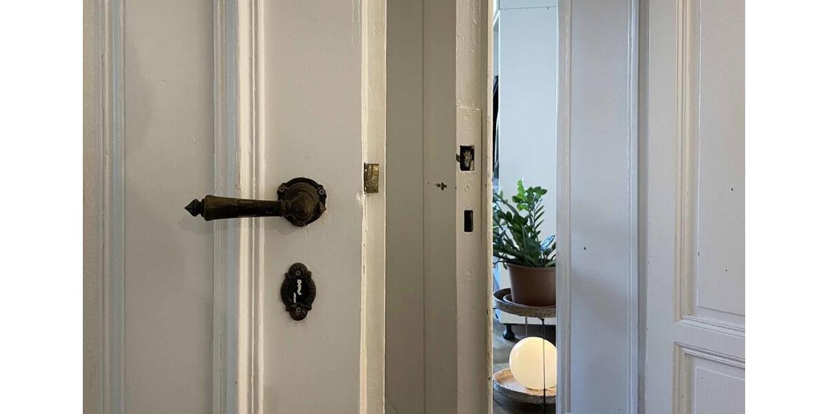 Etagenwohnung Halle (Saale) - 5.5 Zimmer, 170 m&sup2;, 1.530&euro; | Angebot:26412893