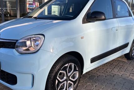 Renault Twingo 14.321 km 13.490 &euro; Braunschweig 38124