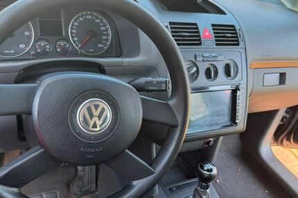 VW Touran 295.500 km 4.000 &euro; Krummhörn 26736